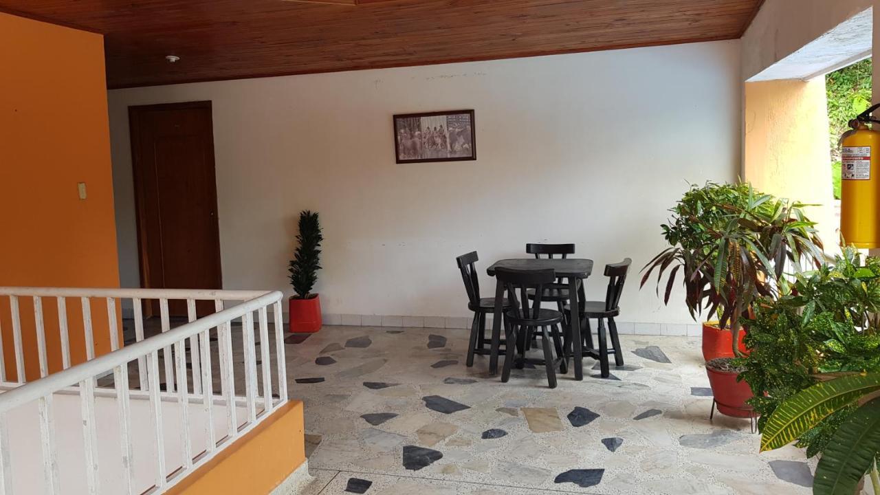 Balneario Chorillano Hotel Bavaria Exterior photo